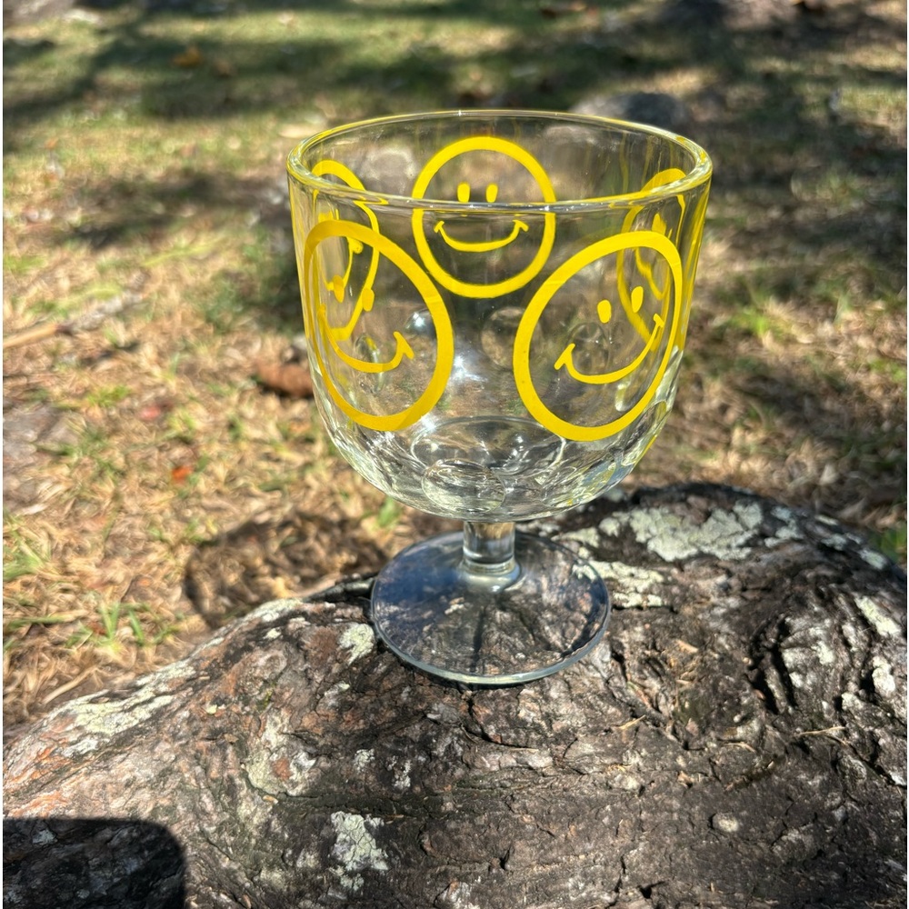 Vintage Smiley Face Goblet Beer Glass Excellent Condition 70s